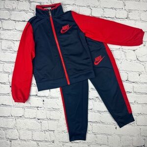 Toddler Navy Blue and Red Nike 2 Piece Track Suit Size XS (4)